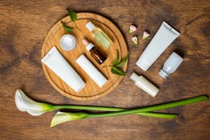 The Perks Of Choosing Eco-Friendly Face Products